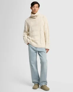 Cableknit Turtleneck in Alabaster