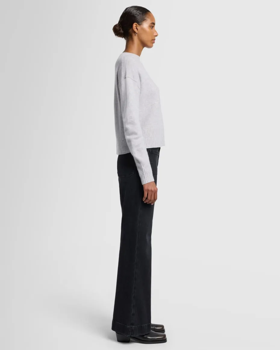 Cashmere Blend Crewneck Sweater in Black