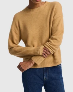 Cashmere Blend Crewneck Sweater in Black