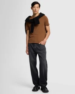 Featherweight Tee in Nutshell