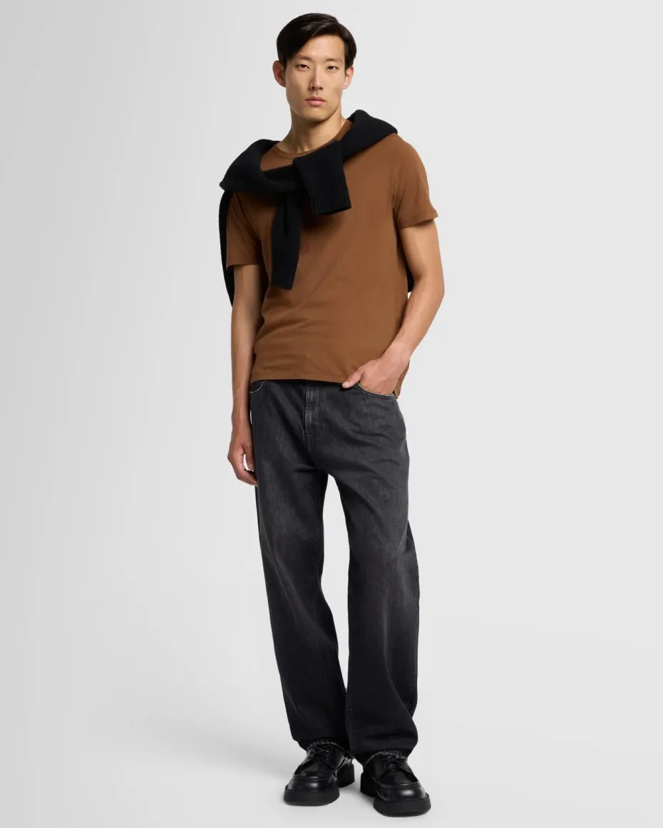 Featherweight Tee in Nutshell