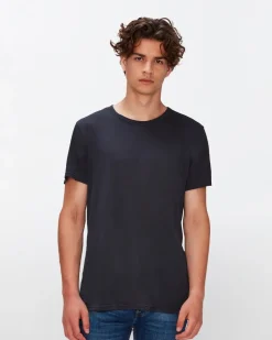 Featherweight Tee in Nutshell