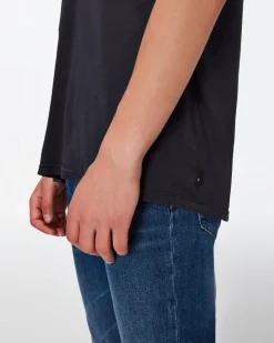 Featherweight Tee in Nutshell