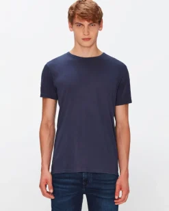 Featherweight Tee in Nutshell
