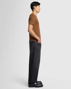 Featherweight Tee in Nutshell