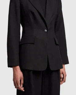 Linen Blend Blazer in Black