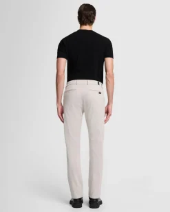 Luxe Performance Sateen Slimmy Chino in Black