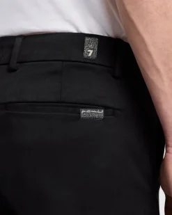 Luxe Performance Sateen Slimmy Chino in Black