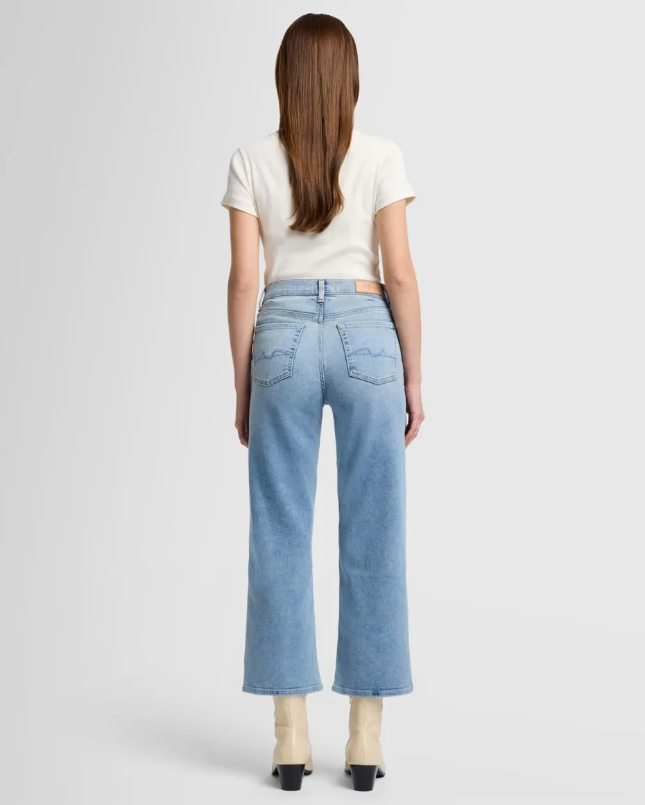 Luxe Vintage Cropped Alexa in Must