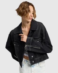 MANKIND Oli Cropped Trucker in Hustle