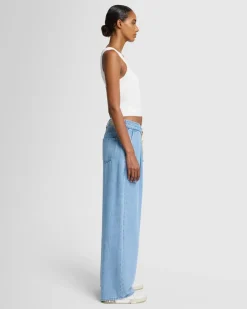 Ribbed Scoop Neck Top In Inkwell