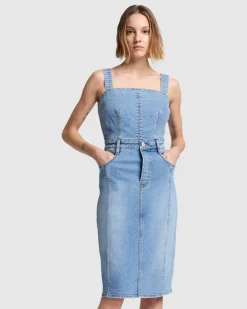 Seamed Denim Midi Dress in Oasis
