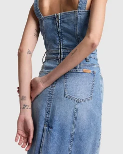 Seamed Denim Midi Dress in Oasis