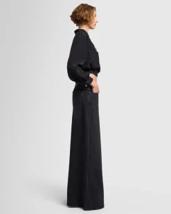 Silk Cropped Blouse in Black