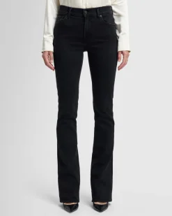 Slim Illusion Bootcut in Saturday Night