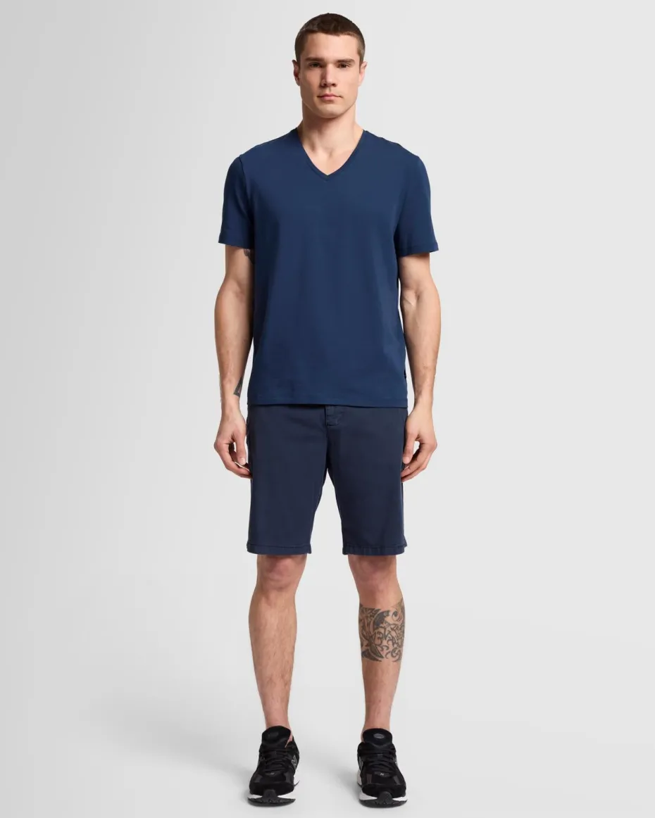 Weightless Chino Short in Moss